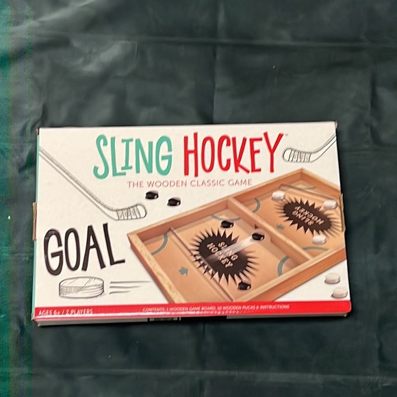 HOCKEY BOARD GAME EASY TO PLAY AND FUN - Picture 4 of 4
